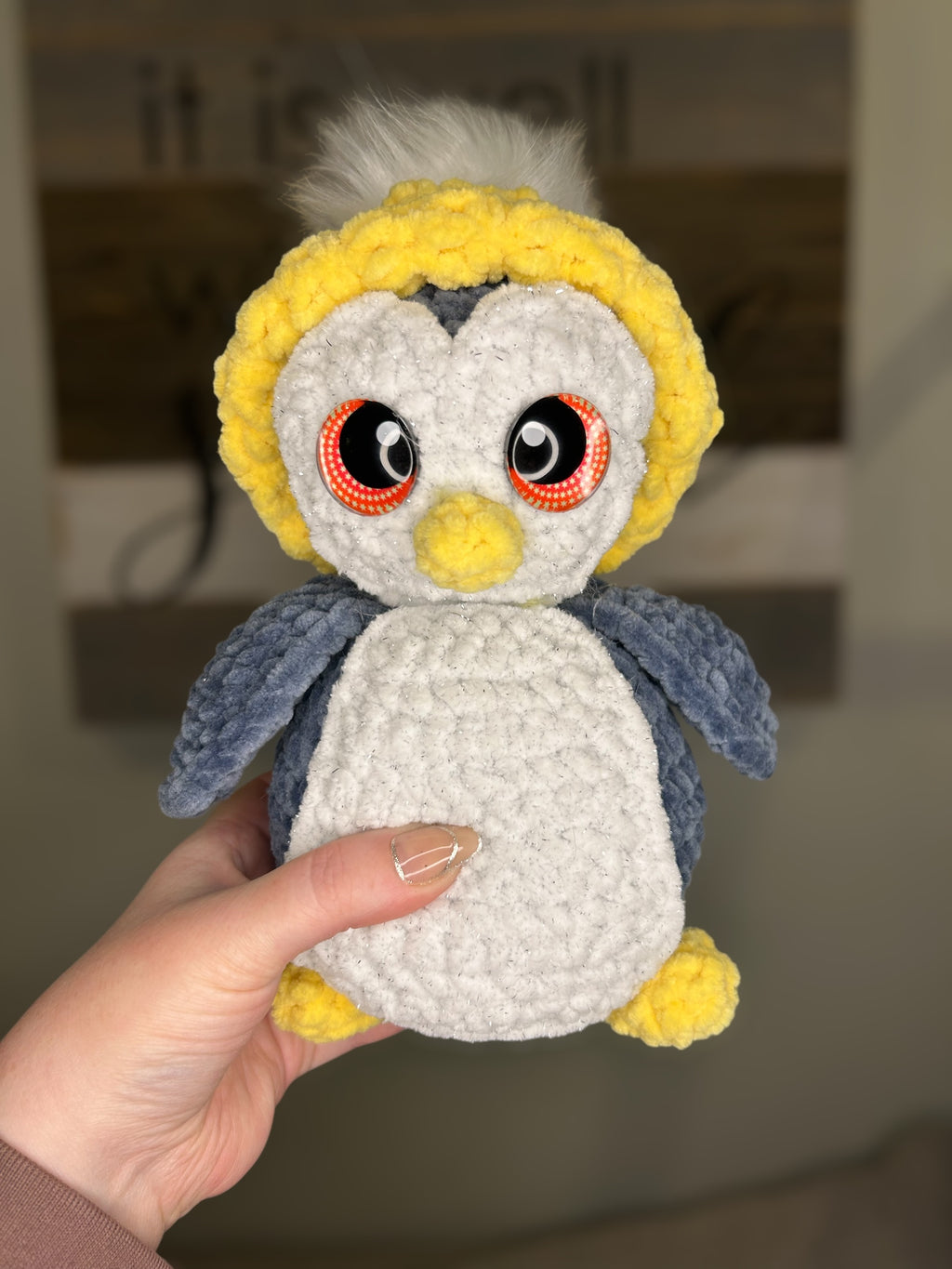 Chilly the Penguin Crochet Pattern
