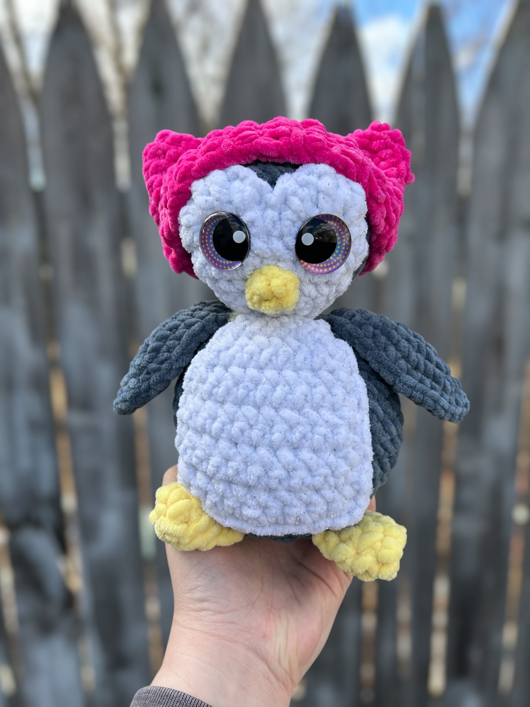 Chilly the Penguin Crochet Pattern