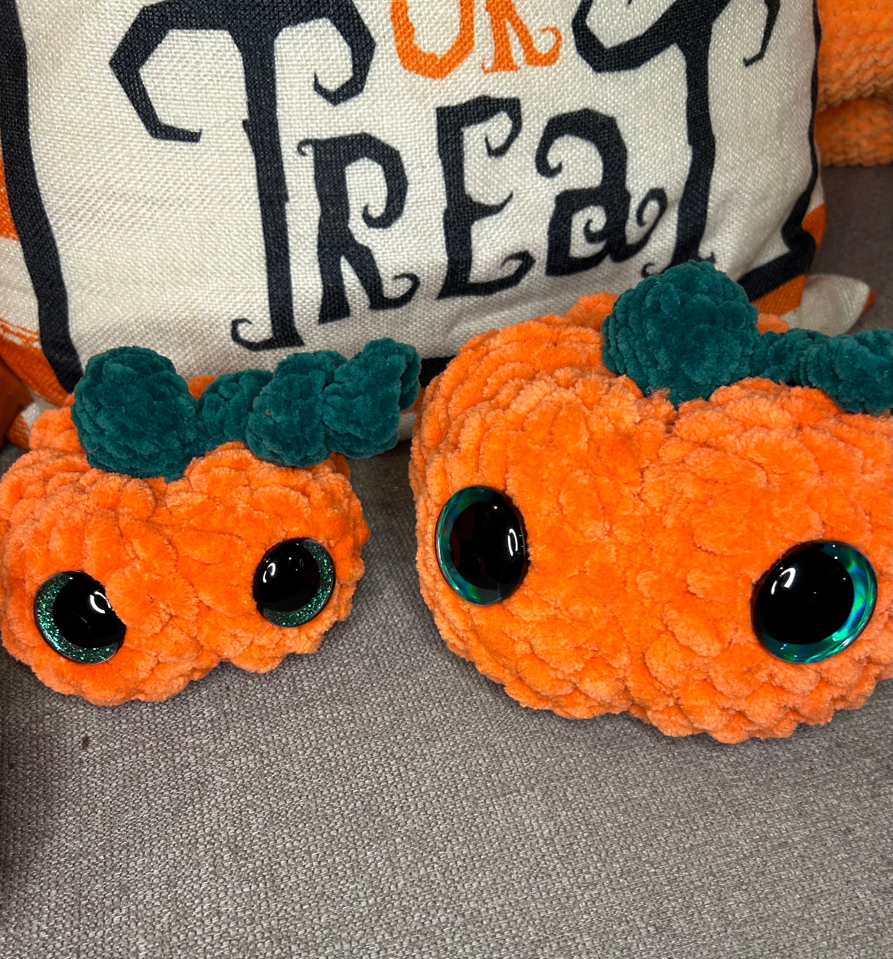 Pumpkin Family Plushie Crochet Pattern
