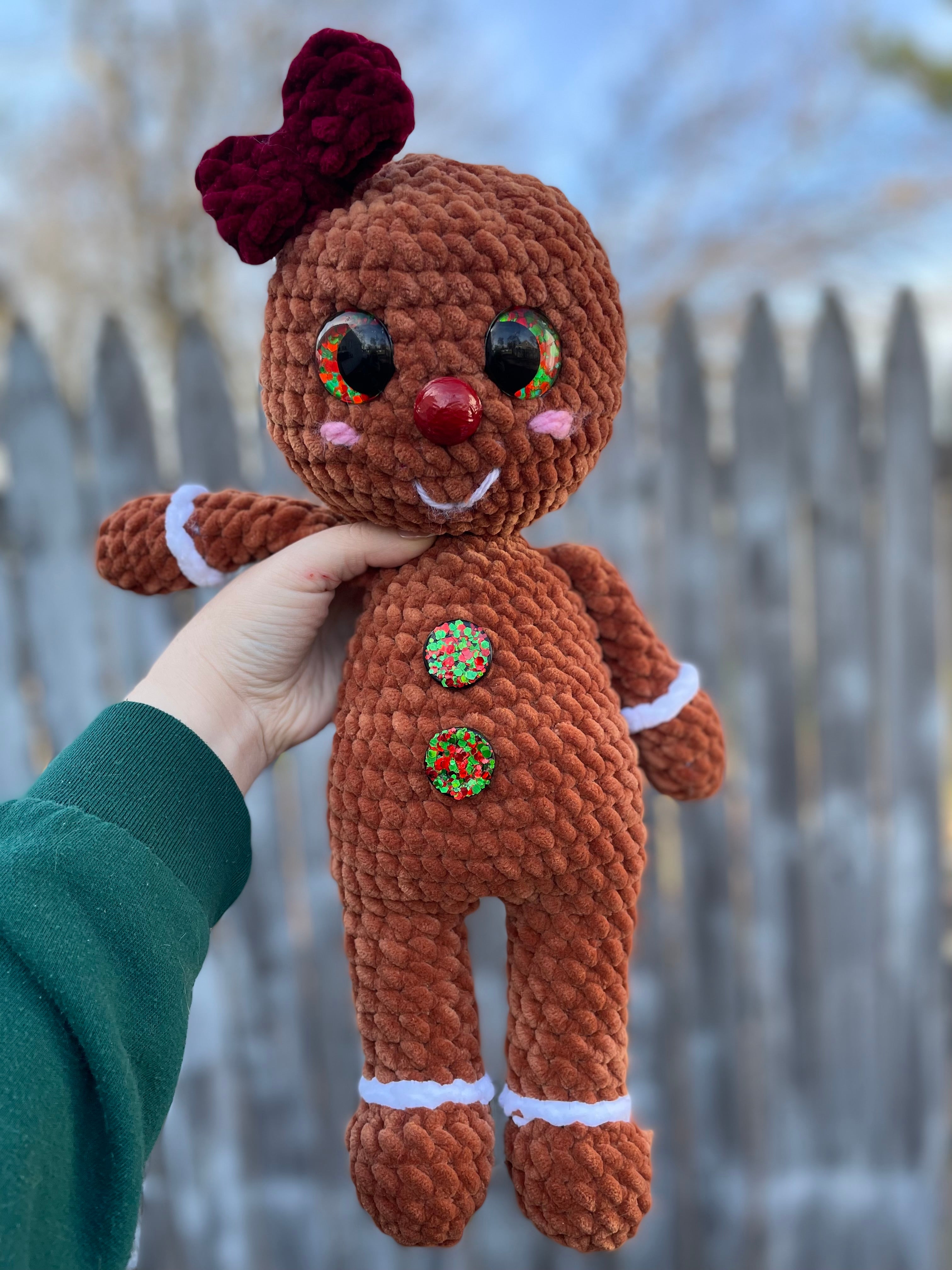 Gingerbread Man and Woman Crochet Pattern